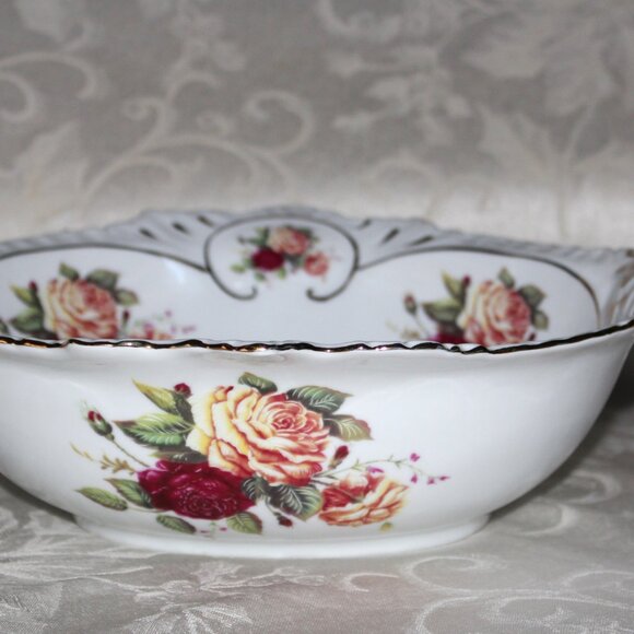 Vintage Floral Ceramic Dish Set - Picture 5 of 9